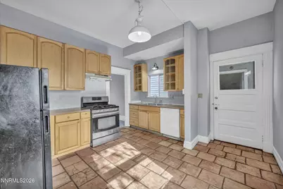 363 Roberts Street, Reno, NV 89502 - Photo 9