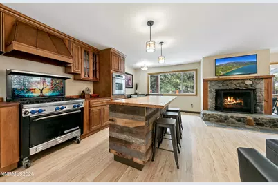 210 Beverly Road, Stateline, NV 89449 - Photo 9