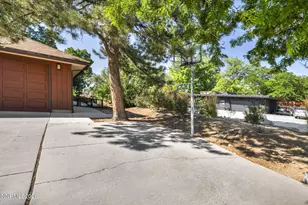 1640 Manzanita Ln, Reno, NV 89509 - Photo 3