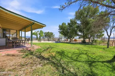 54 Locust Drive, Yerington, NV 89447 - Photo 5