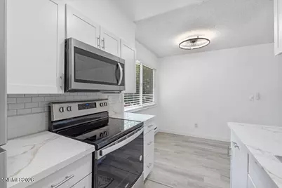5030 Catalina Drive #APT 4, Reno, NV 89502 - Photo 17