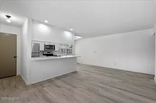5030 Catalina Dr, Reno, NV 89502 - Photo 7