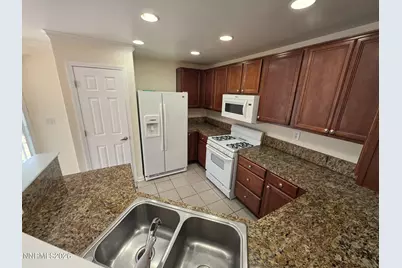 9040 Gilvarry Street, Reno, NV 89506 - Photo 5