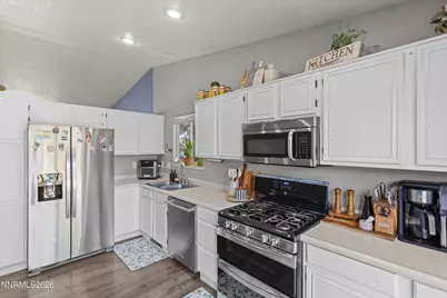 5485 Trapper Court, Sun Valley, NV 89433 - Photo 9