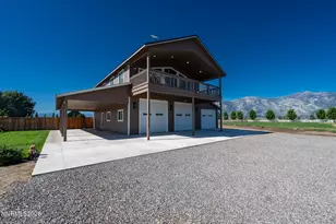 1321 Wilhelm Pl, Gardnerville, NV 89460 - Photo 9