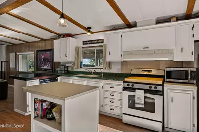 240 Wagon Wheel Way, Dayton, NV 89403 - Photo 9