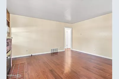 611 Martin Street, Carson City, NV 89703 - Photo 5