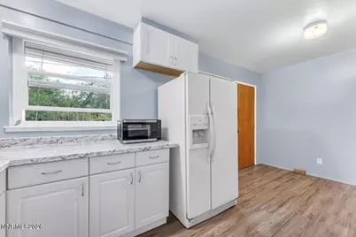 1890 Bonneville Avenue, Reno, NV 89503 - Photo 11