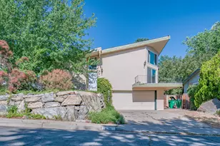 628 Highland St, Carson City, NV 89703 - Photo 1