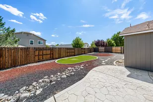8930 Convair Way, Reno, NV 89506 - Photo 37