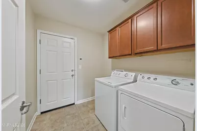 8930 Convair Way, Reno, NV 89506 - Photo 35