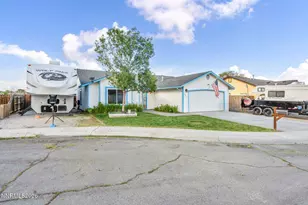 185 Henley Ct, Fallon, NV 89406 - Photo 3