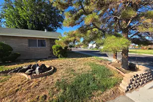 761 W A St, Fallon, NV 89406 - Photo 27