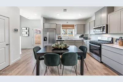 8329 Violet Oak Drive, Reno, NV 89506 - Photo 7