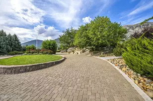 423 Claire Ct, Gardnerville, NV 89460 - Photo 85