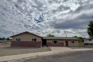 306 S California St, Yerington, NV 89447 - Photo 9