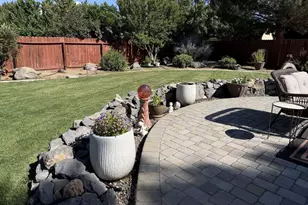 1017 Sierra Vista Ct, Gardnerville, NV 89460 - Photo 7