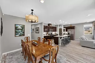 829 Calamity Ct, Reno, NV 89506 - Photo 5