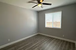 816 Thacker Pass Dr, Spanish Springs, NV 89441 - Photo 11