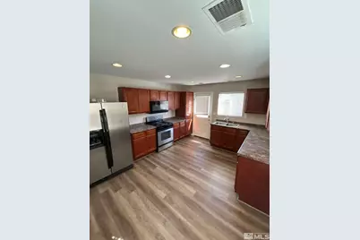 8930 Silverkist Drive, Reno, NV 89506 - Photo 5