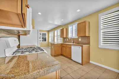 10048 Silver Star Drive, Reno, NV 89521 - Photo 15