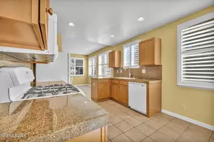 10048 Silver Star Dr, Reno, NV 89521 - Photo 15