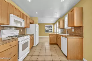10048 Silver Star Dr, Reno, NV 89521 - Photo 13