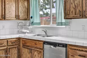 2212 Ellice Wy, Fernley, NV 89408 - Photo 25