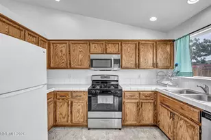 2212 Ellice Wy, Fernley, NV 89408 - Photo 21