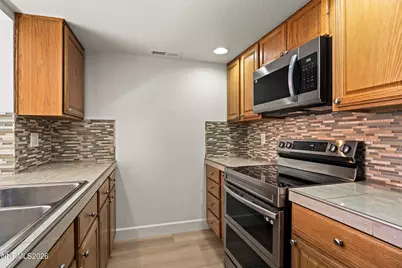 13900 Lear Boulevard, Reno, NV 89506 - Photo 9
