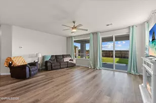 1054 Iron King Dr, Sparks, NV 89441 - Photo 17