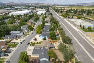2810 Chavez Dr, Reno, NV 89502 - Photo 37