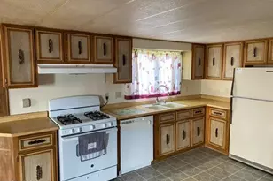 240 Circle Dr, Fernley, NV 89408 - Photo 7