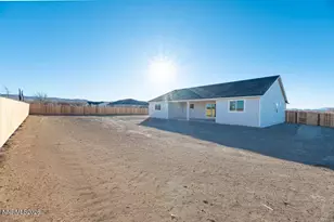 1377 Nevada Pacific Blvd, Fernley, NV 89408 - Photo 19