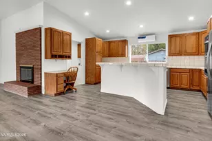 1435 Hunter Lake Dr, Reno, NV 89509 - Photo 13