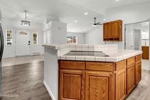 1435 Hunter Lake Dr, Reno, NV 89509 - Photo 11