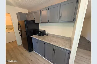 2710 Larkspur Street, Reno, NV 89512 - Photo 7