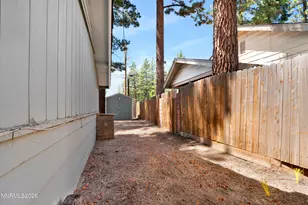 170 Pine Ridge Dr, Stateline, NV 89449 - Photo 23