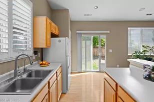 9275 Rising Moon Dr, Reno, NV 89506 - Photo 11