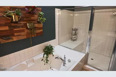 1340 Gleneyre Court, Reno, NV 89509 - Photo 11