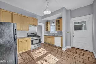 363 Roberts St, Reno, NV 89502 - Photo 9