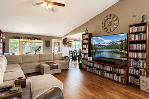 1415 Talking Sparrow Dr, Sparks, NV 89441 - Photo 9