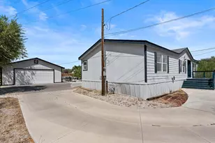 285 E 6th Ave, Sun Valley, NV 89433 - Photo 37