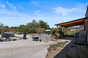 285 E 6th Ave, Sun Valley, NV 89433 - Photo 31