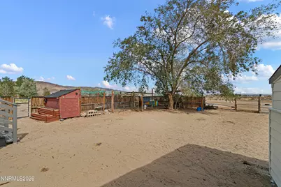 1230 E Badger Street, Silver Springs, NV 89429 - Photo 51