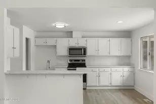 3989 Regal Dr, Reno, NV 89503 - Photo 11