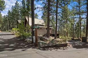 422 Lakeview Ave, Zephyr Cove, NV 89448 - Photo 3