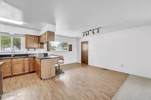 79 W Tucker Ln, Yerington, NV 89447 - Photo 9