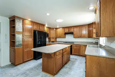 2 Hazelwood Court, Carson City, NV 89701 - Photo 5