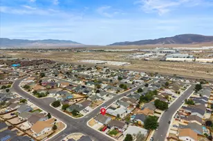318 Emigrant Wy, Fernley, NV 89408 - Photo 45